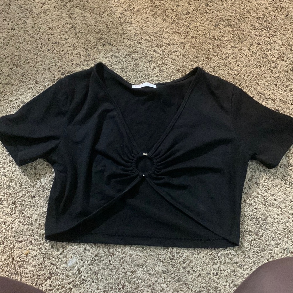 crop top with ring